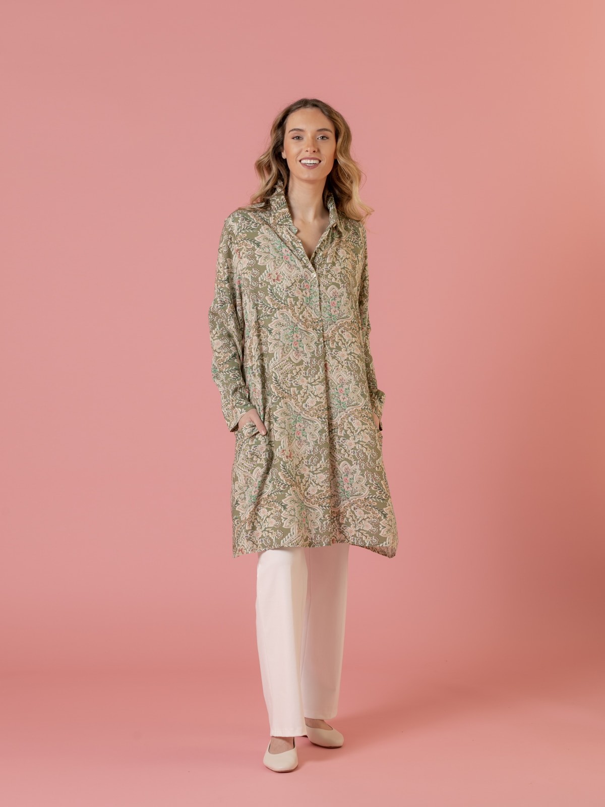 Woman Floral shirt dress buttons up to the waist  Khaki