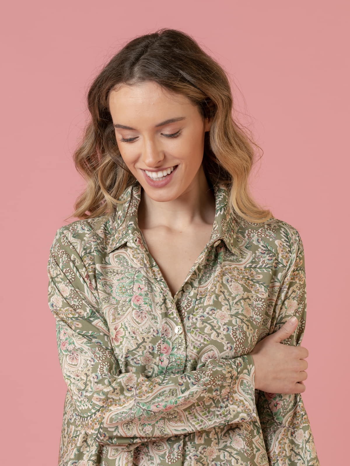 Woman Floral shirt dress buttons up to the waist  Khaki