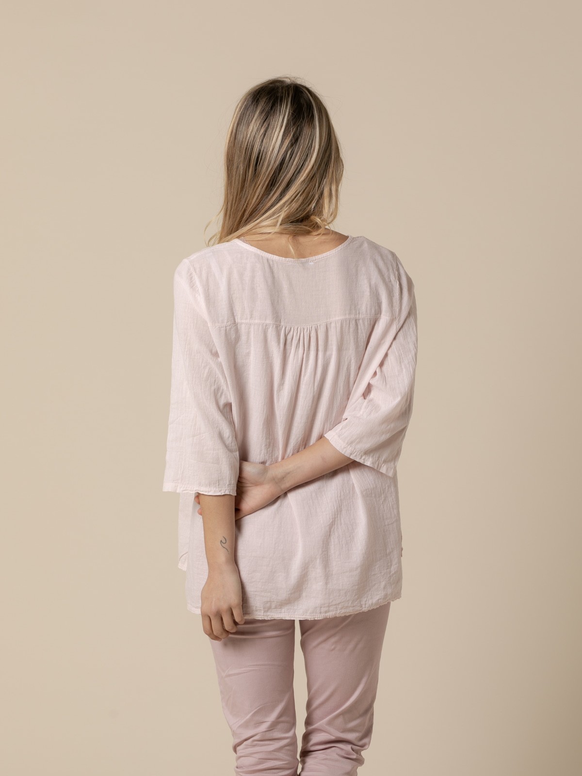 Woman 3-button cotton voile blouse Pink