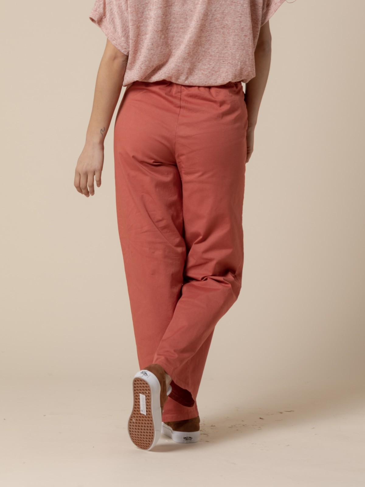 Pantalón algodón 100% wide leg bolsillos Arcilla