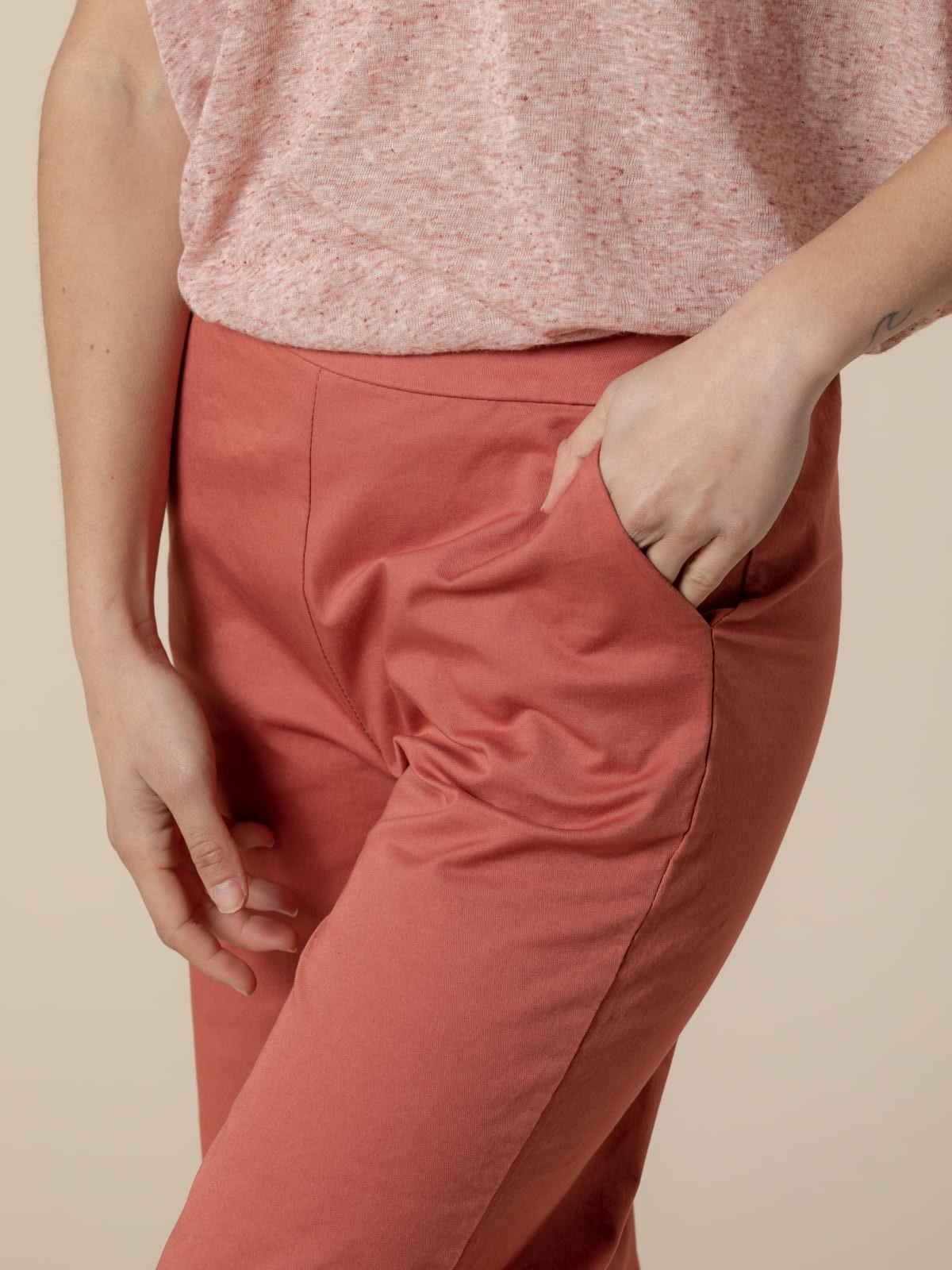 Pantalón algodón 100% wide leg bolsillos Arcilla