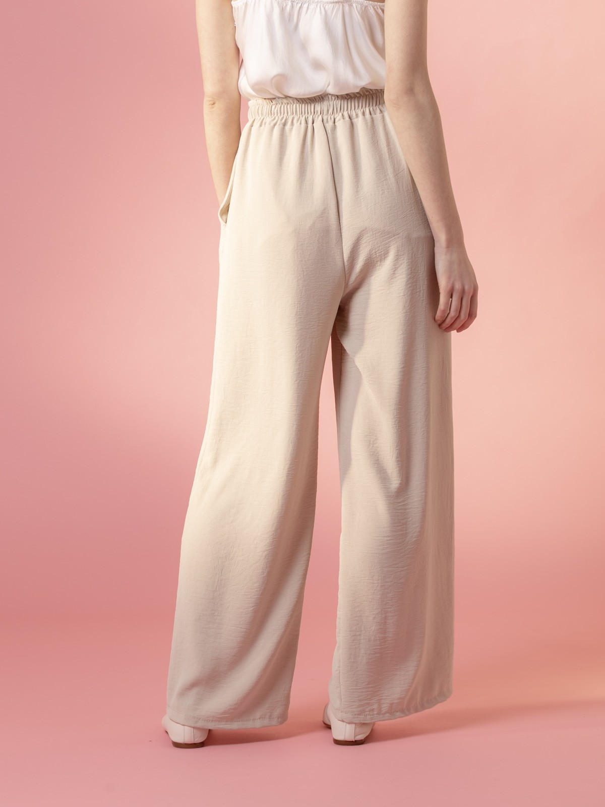 Woman Wide leg flowing trousers  Beige