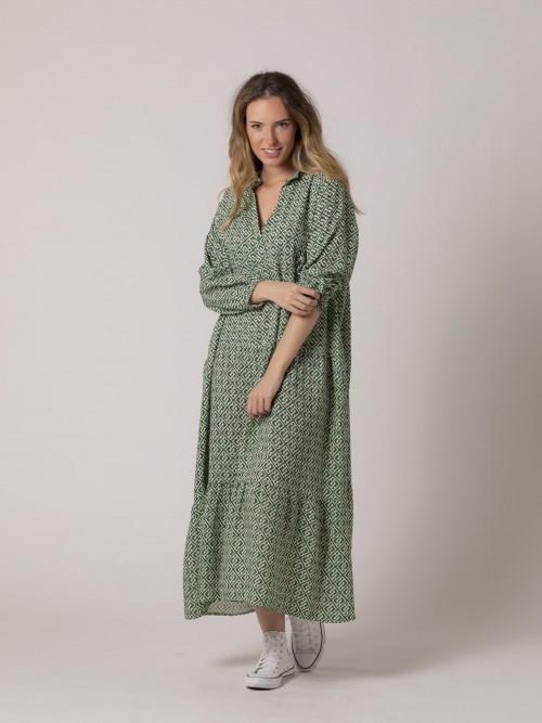 vestido largo estampado tipo fendi falda con vuelo