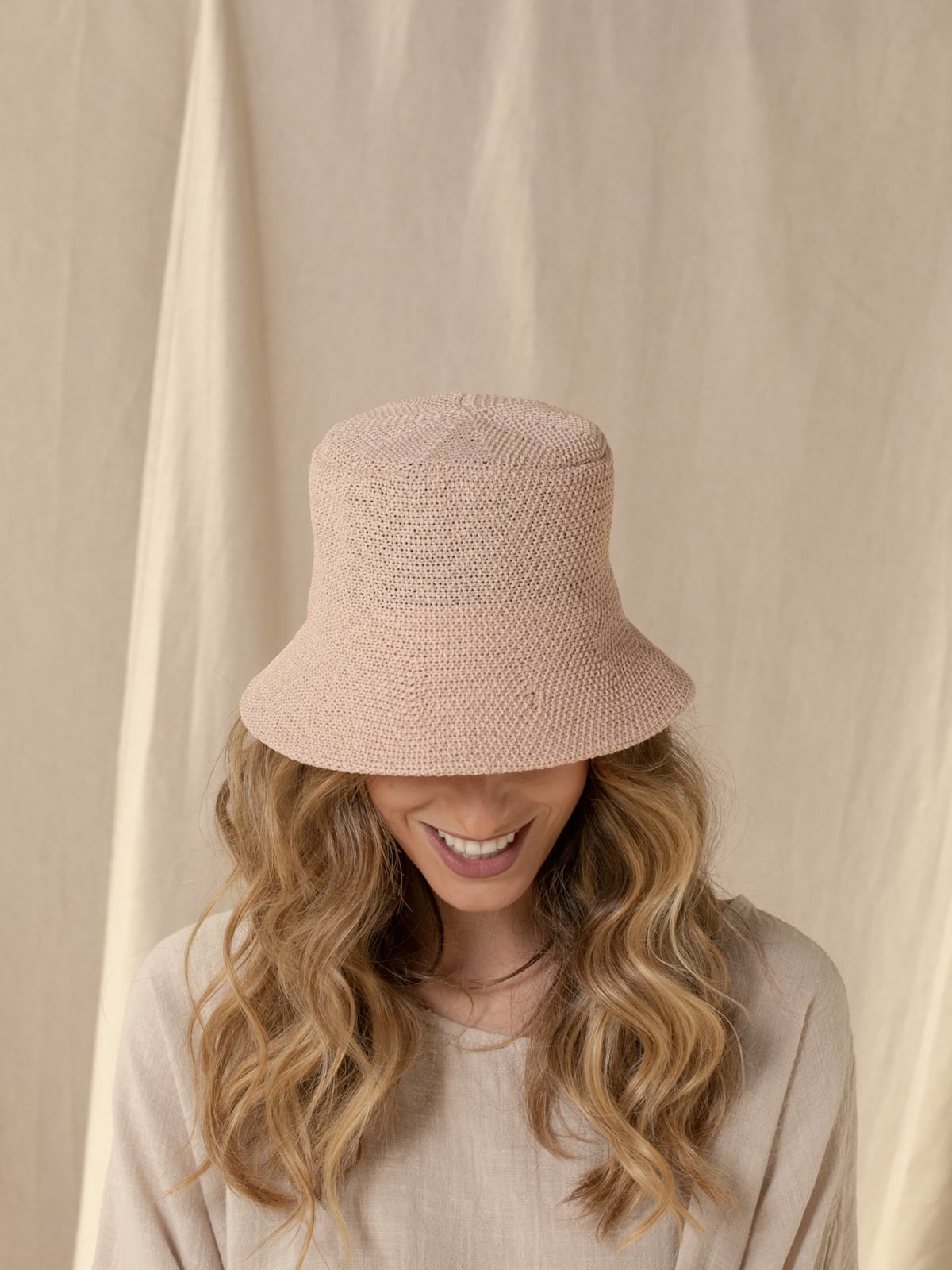 Woman Raffia woven bob hat  Pink
