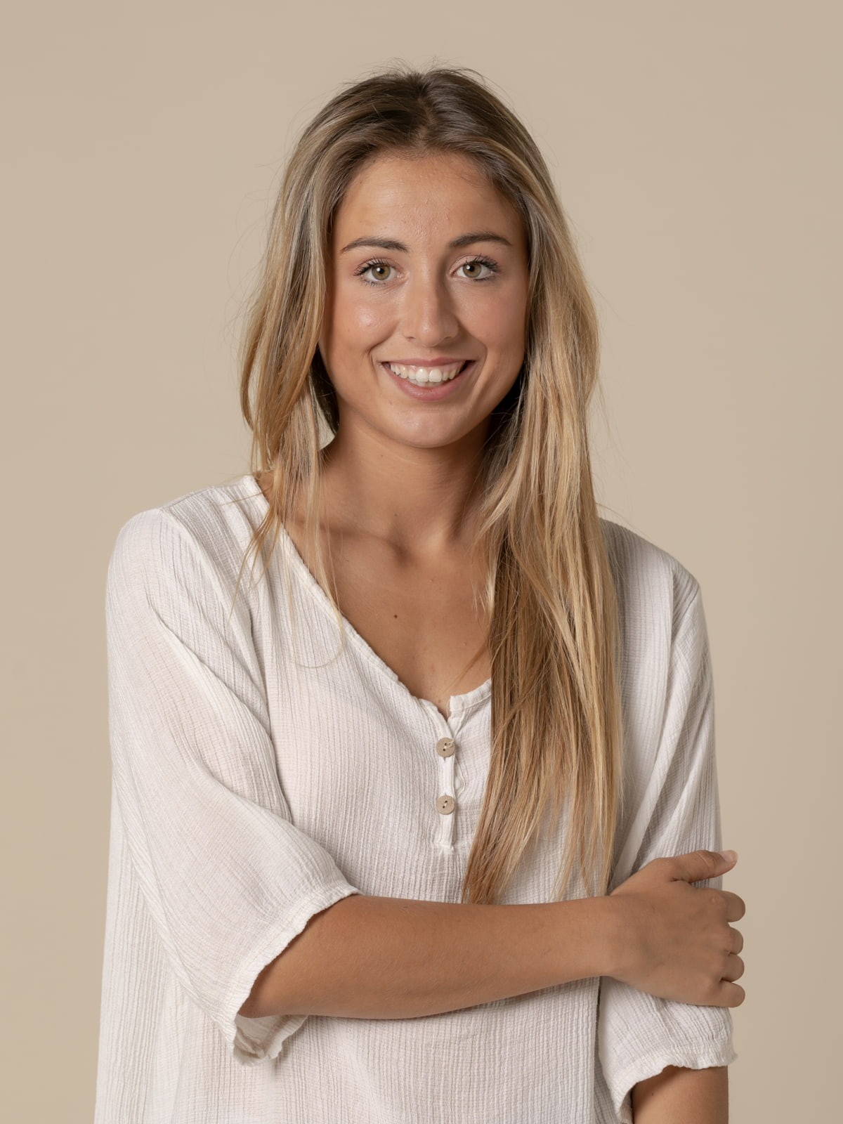 Woman Fluid blouse with 2 buttons Beige