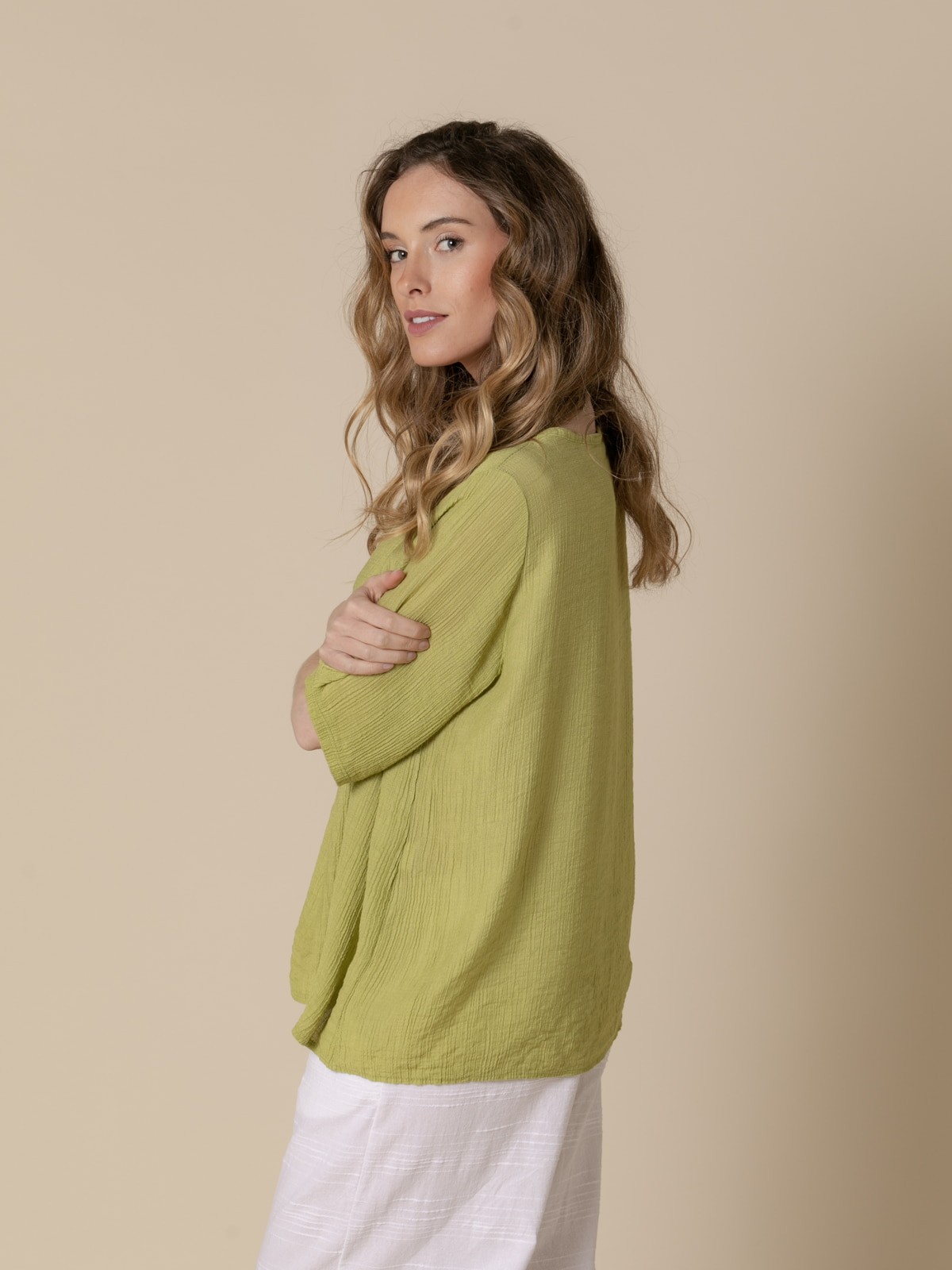 Woman Fluid blouse with 2 buttons Olive