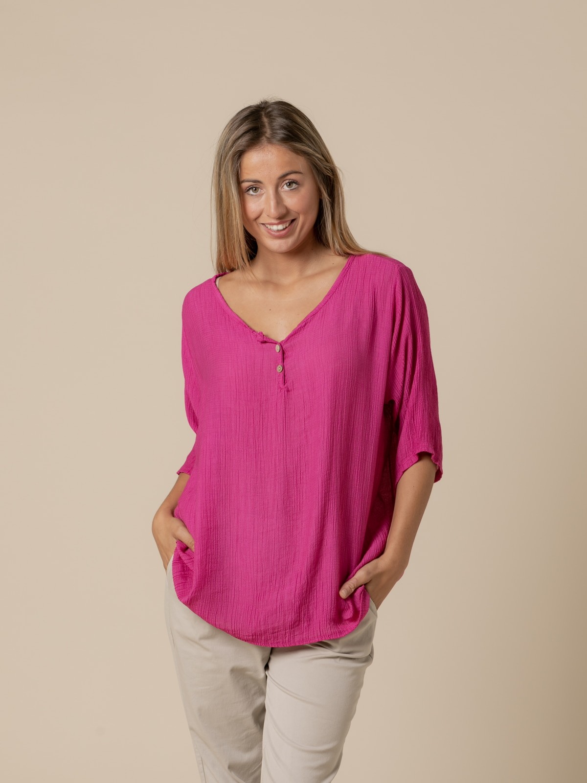 Woman Fluid blouse with 2 buttons Magenta