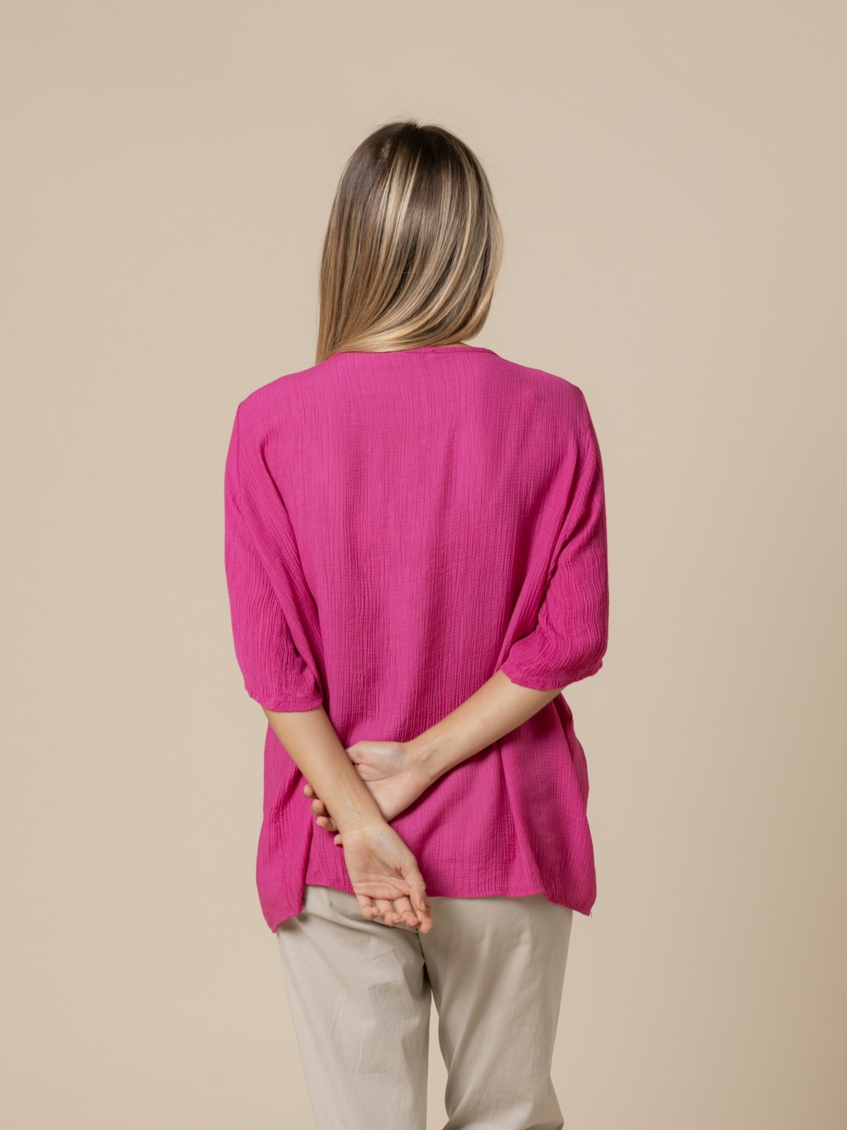Woman Fluid blouse with 2 buttons Magenta