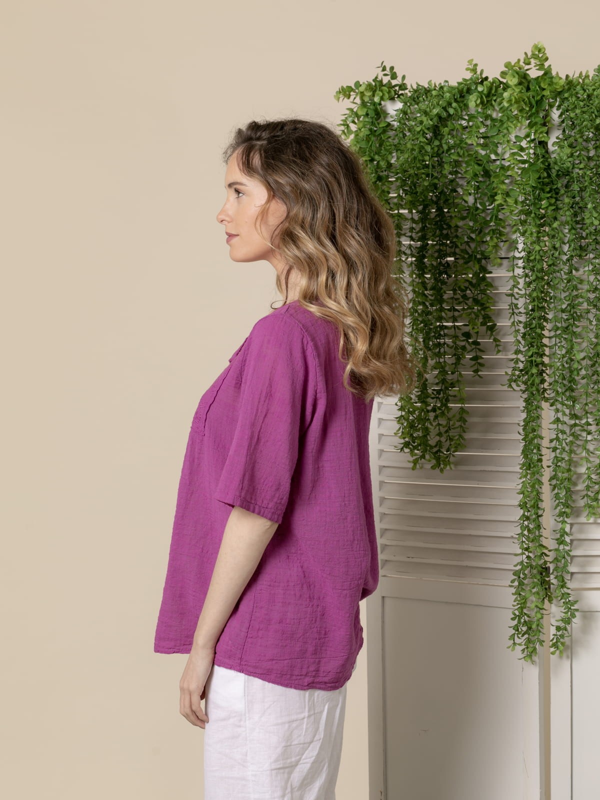 Woman Cotton blouse with front drawing  Magenta