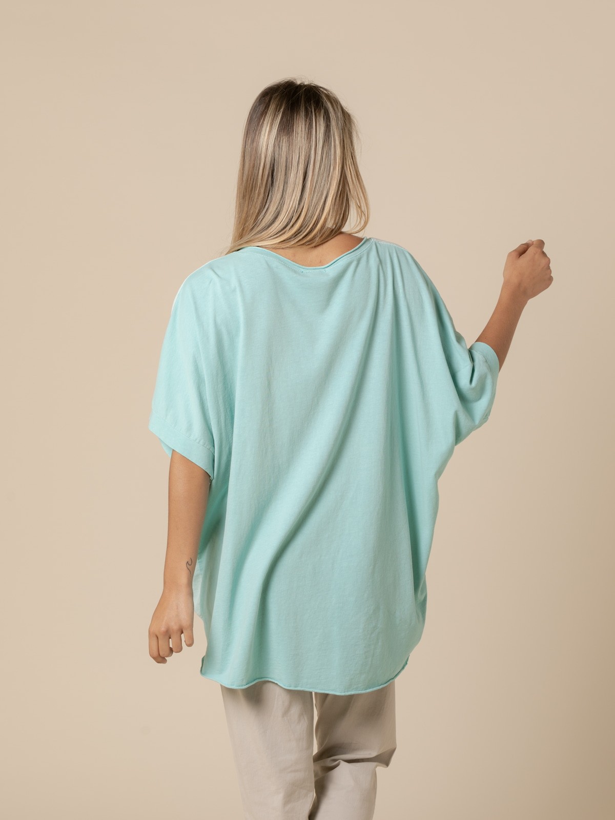 Woman Visco-cotton oversize V-neck T-shirt  Tiffany