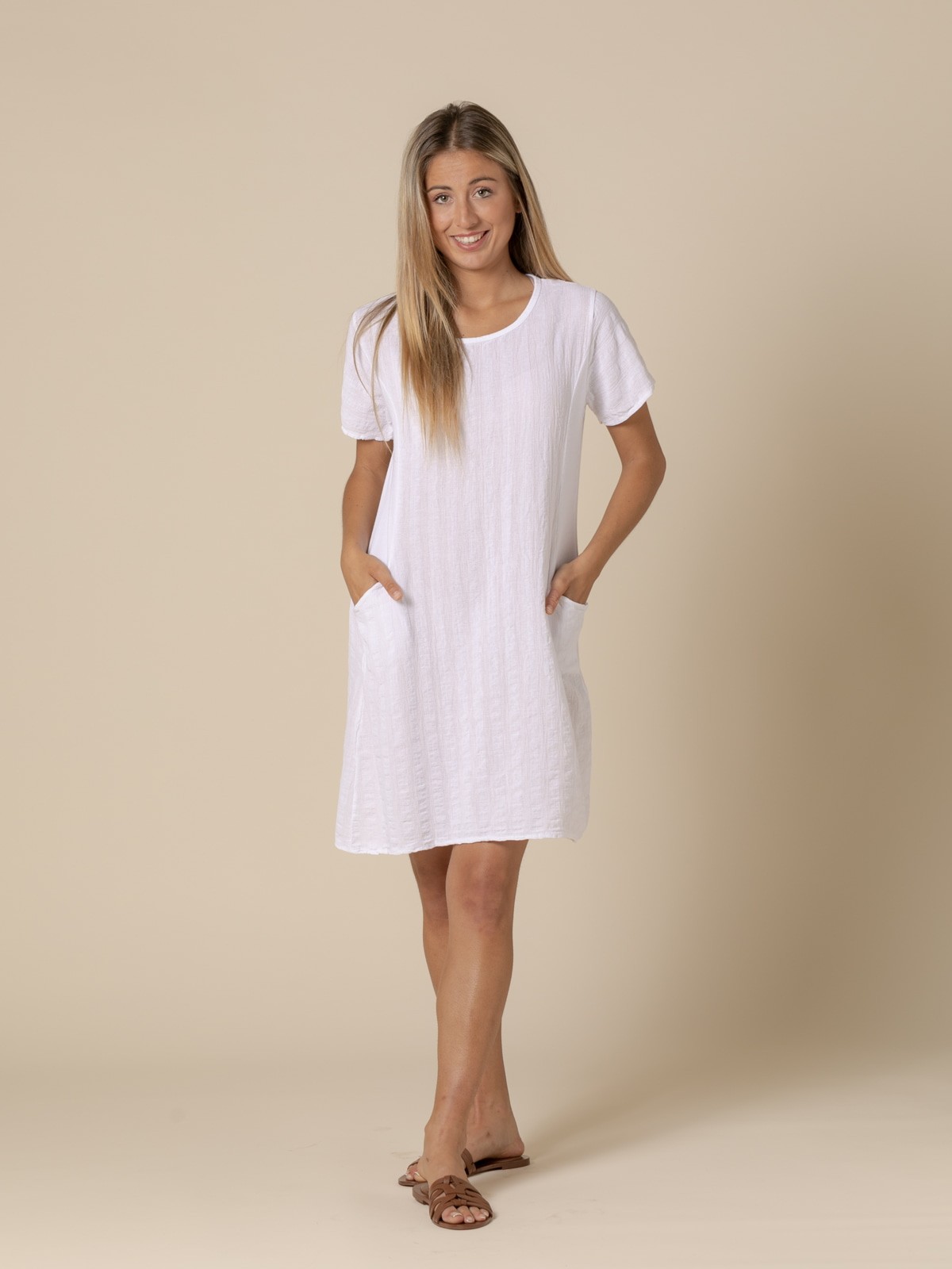 Woman Plain short dress with elastic detail  White