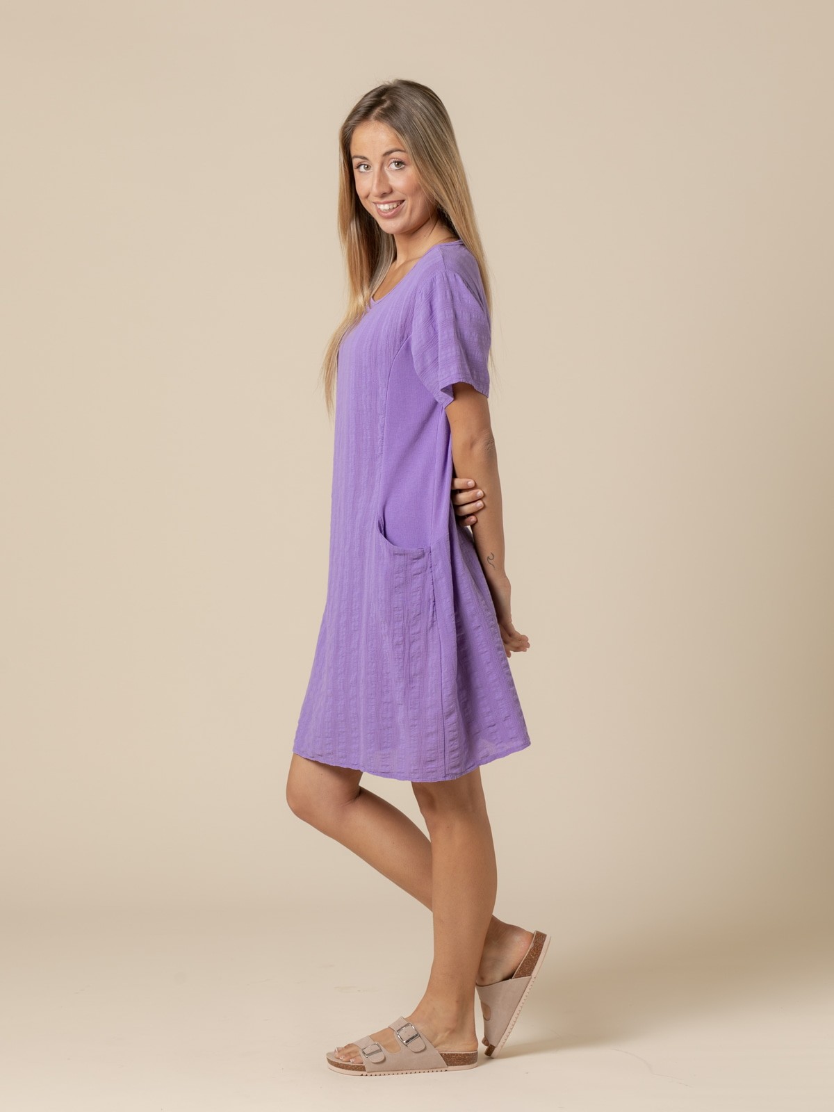 Woman Plain short dress with elastic detail  Violet