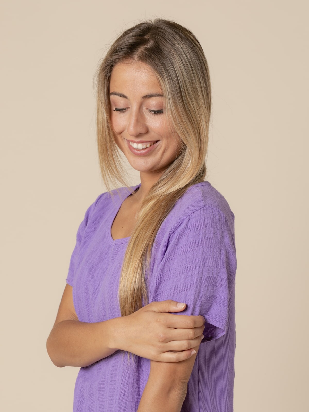 Woman Plain short dress with elastic detail  Violet