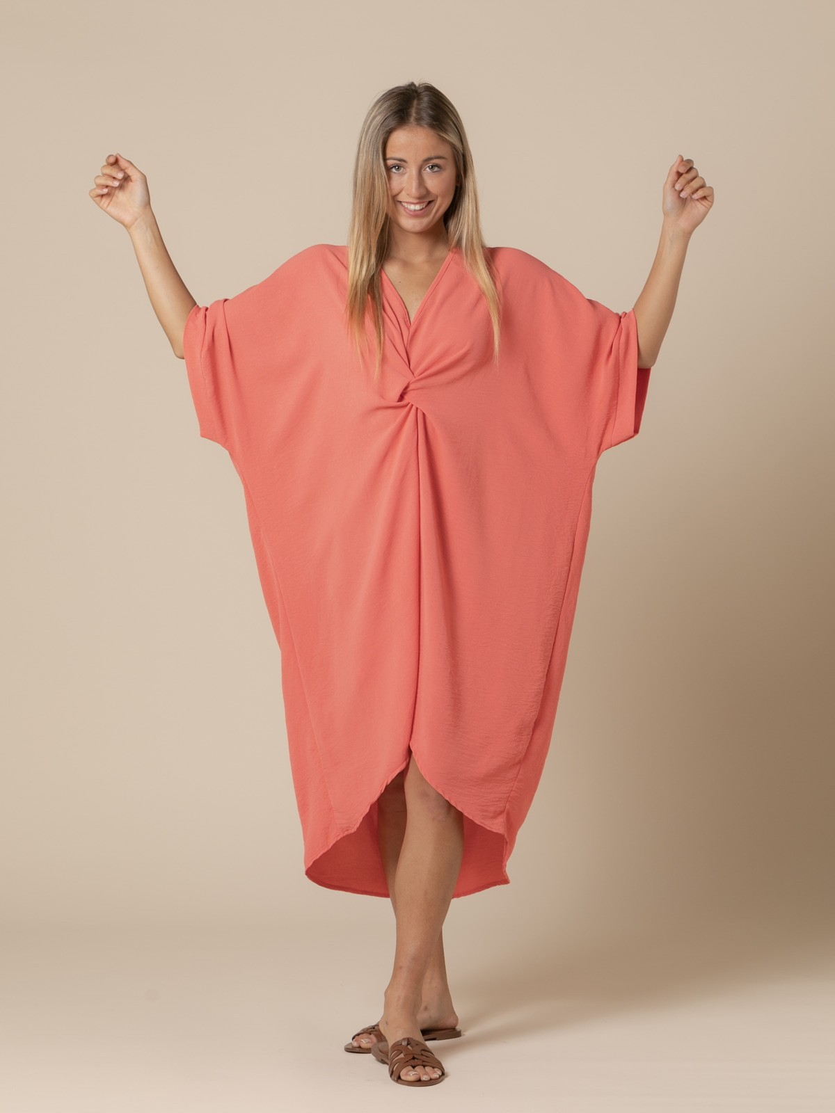 Woman Oversize trendy knot dress  pomelo