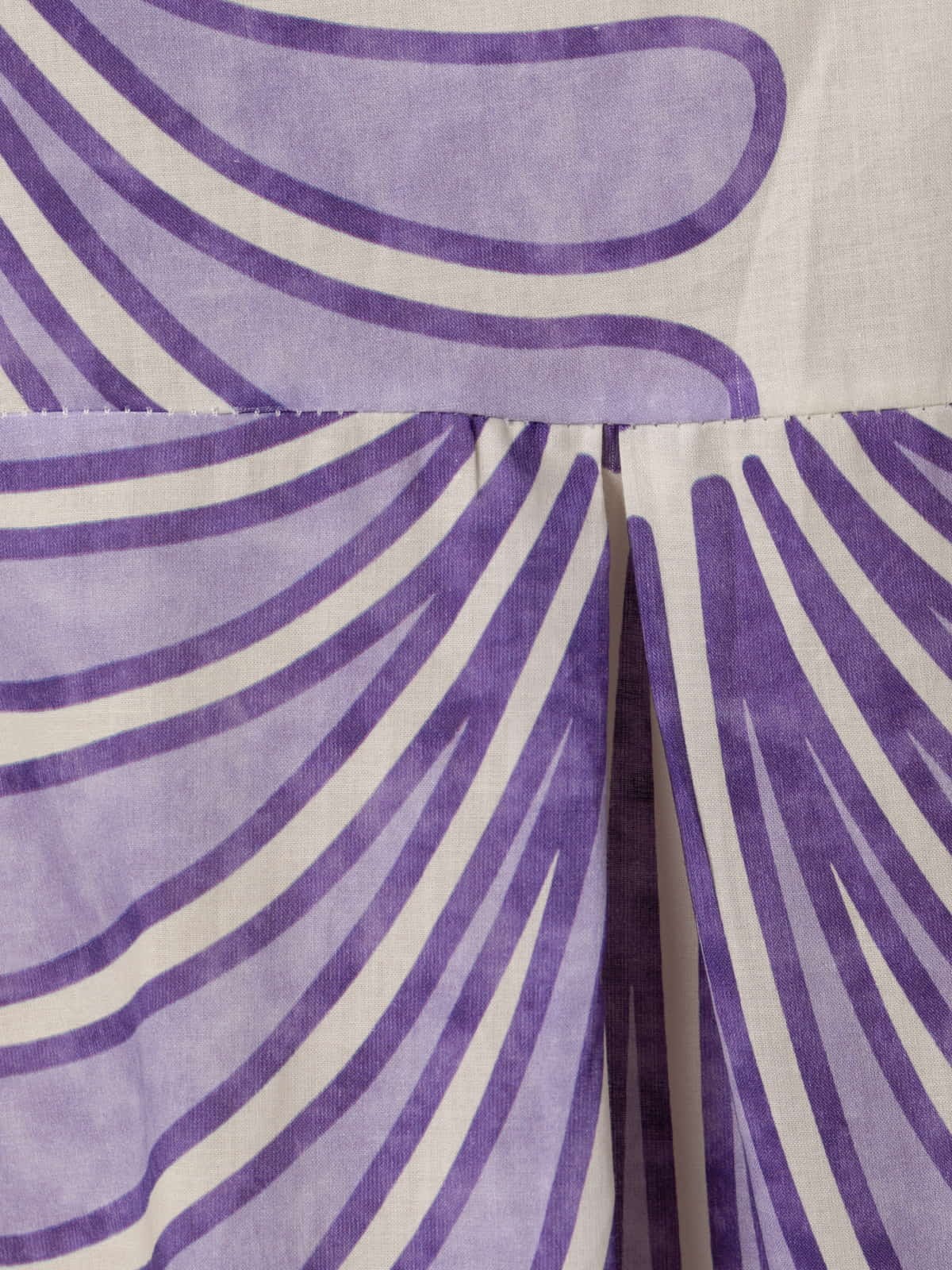 Woman Monocolor leaf print dress  Magenta