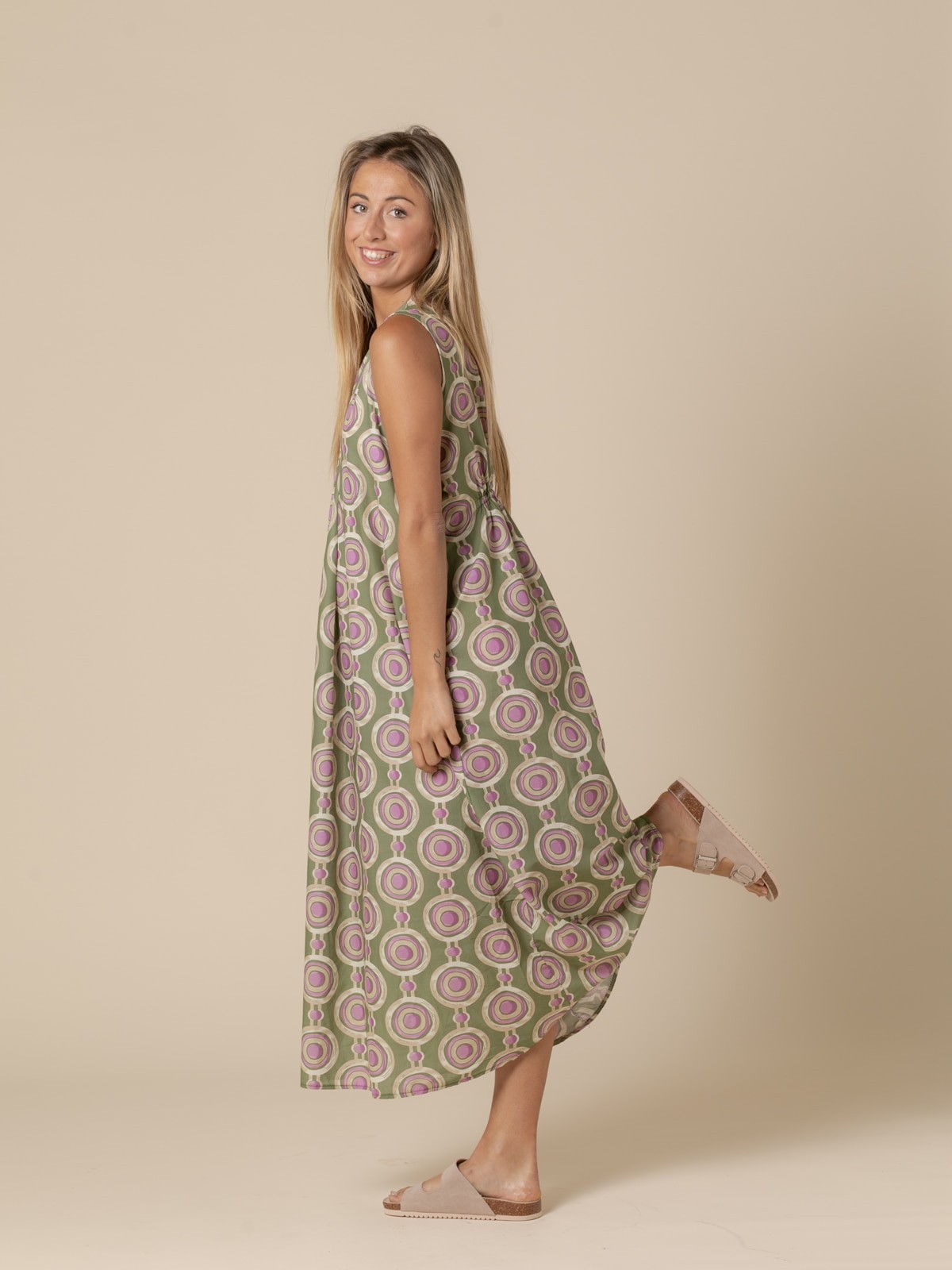 Woman Long printed circle dress with V-neck  Khaki