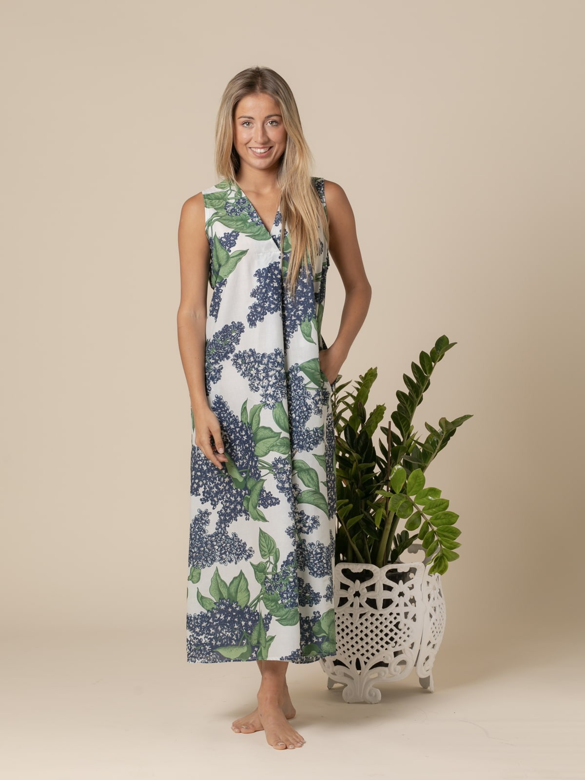 Woman Floral cluster print long dress  Blue