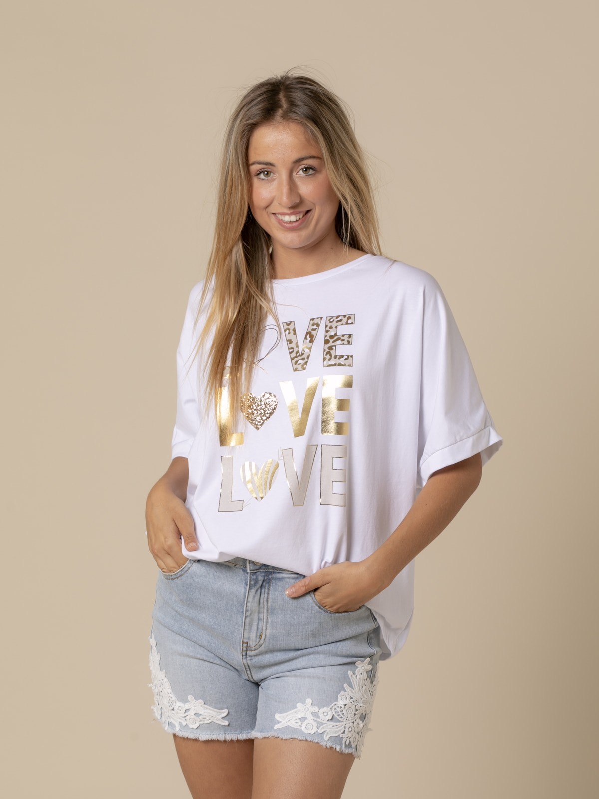 Woman oversized love print t-shirt  Beige
