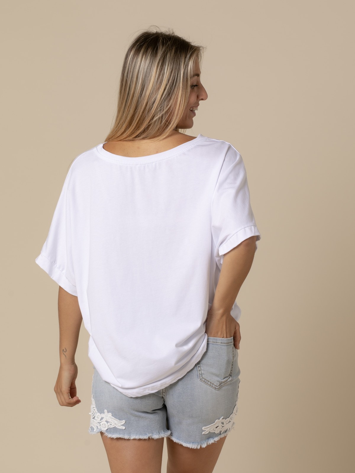 Woman oversized love print t-shirt  Beige