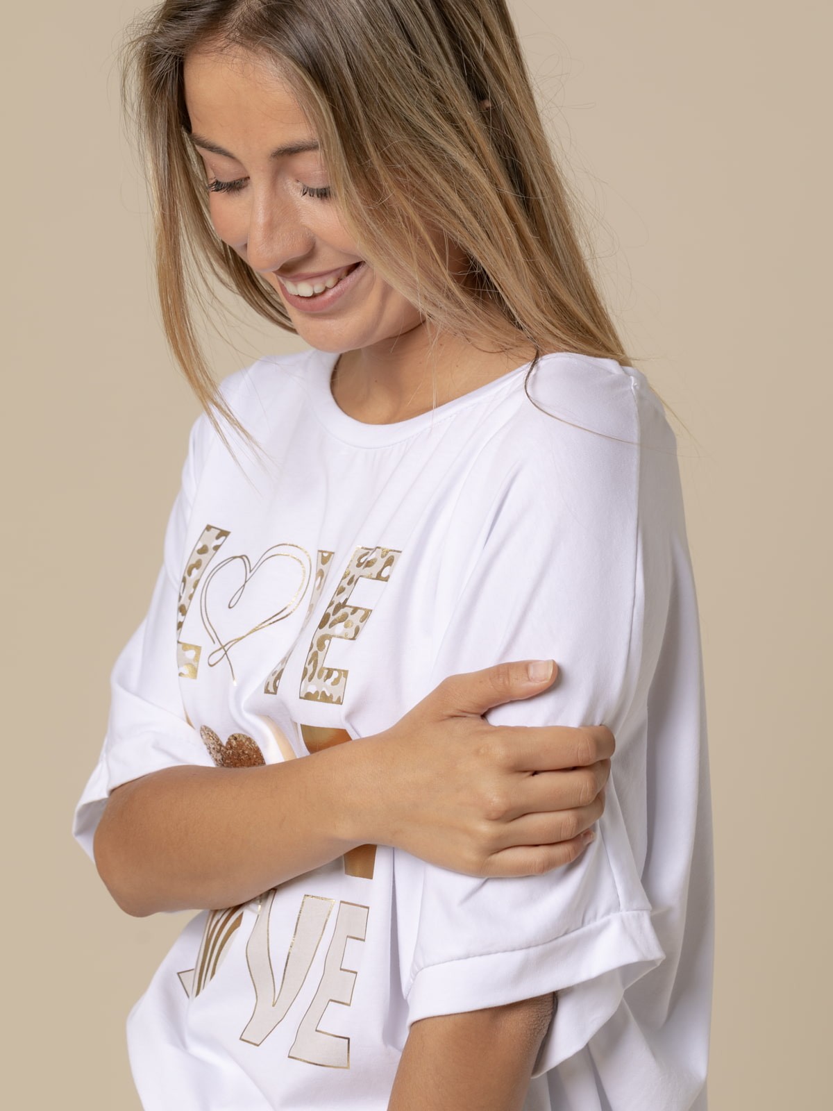 Woman oversized love print t-shirt  Beige