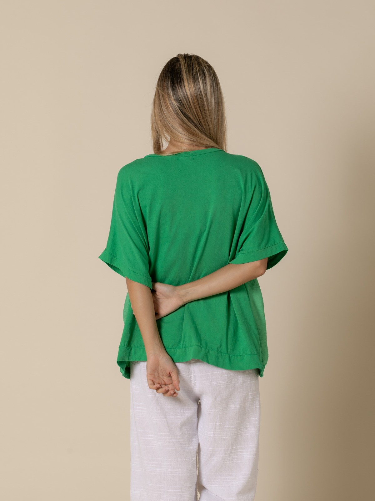 Woman Wide V-neck T-shirt  Green