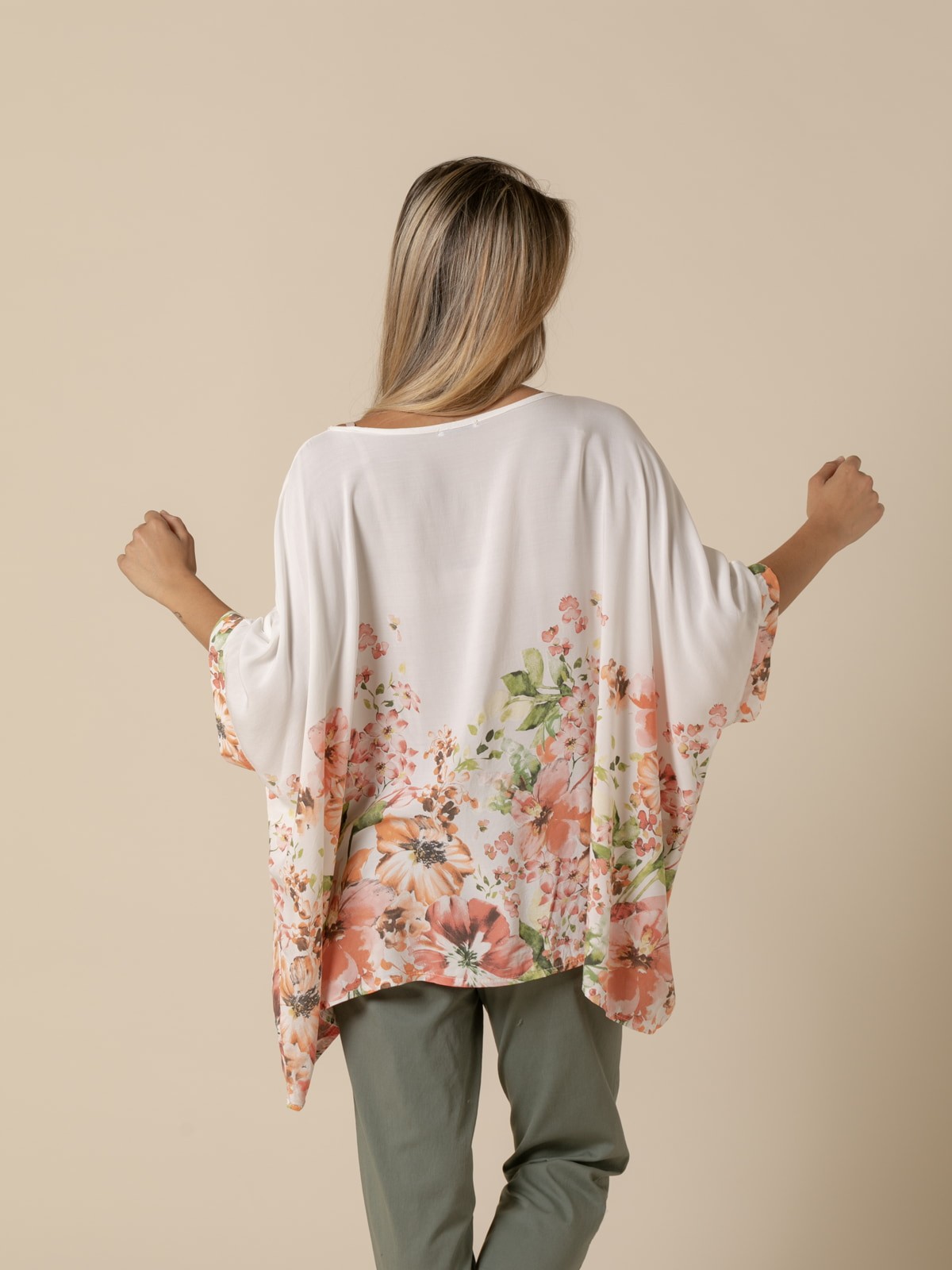 Woman Oversize flower print blouse  pomelo