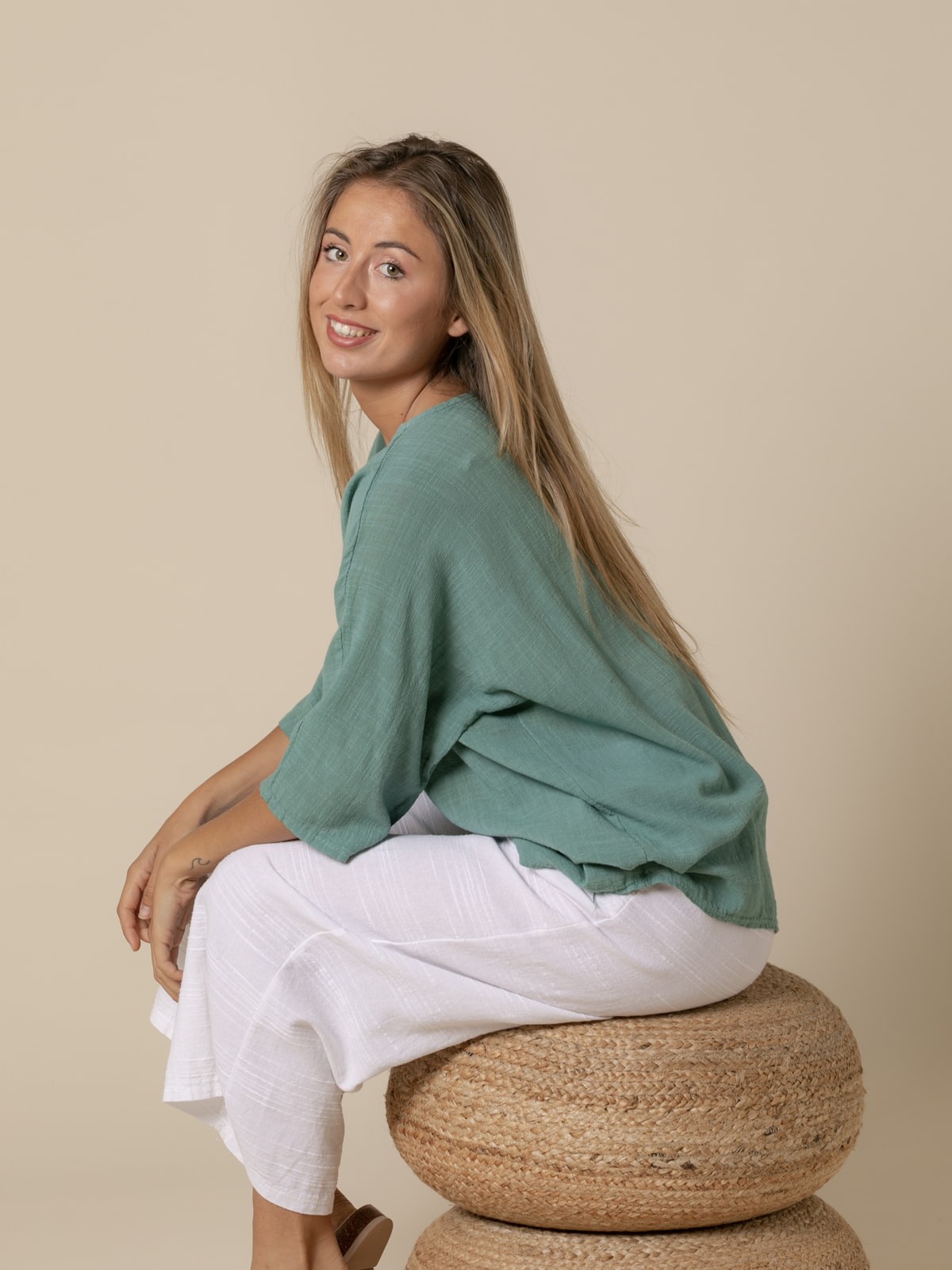 Woman Comfy cotton elbow sleeve blouse  Green