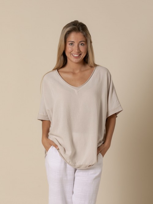 Camiseta escote pico oversize visco-cotton Beige