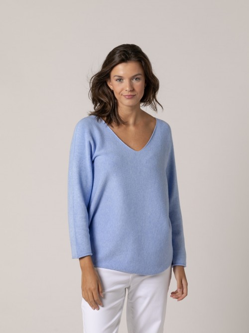 Woman Soft V-neck sweater Blue Lavanda