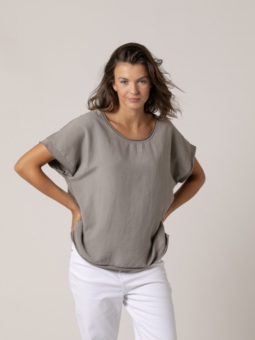 Camiseta lisaescote redondeado manga corta tencell Taupe