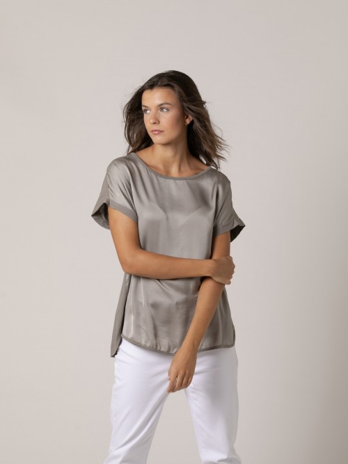 Camiseta satén manga corta escote redondeado Taupe