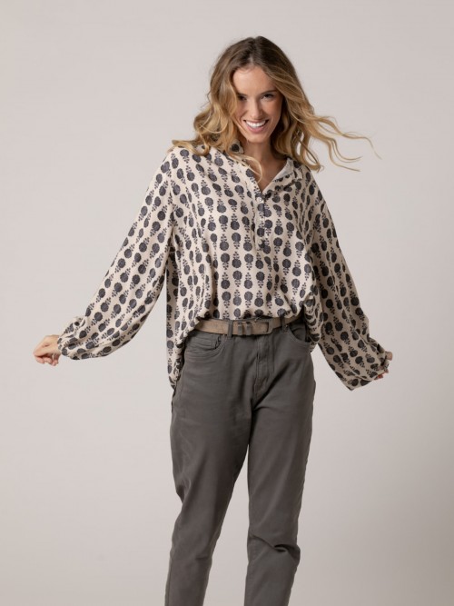 Woman Flowy printed oversize blouse Grey