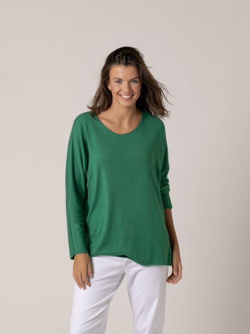 Woman Fine oversize sweater with bateau neckline Green