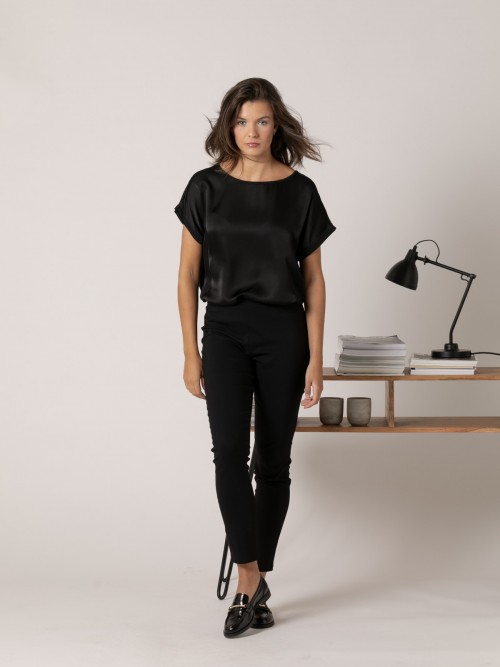 Woman Lycra skinny pants Black