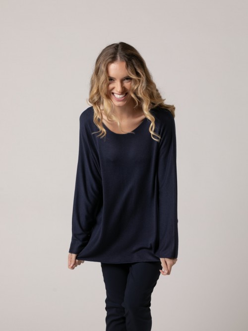 Woman Fine oversize sweater with bateau neckline Blue Navy