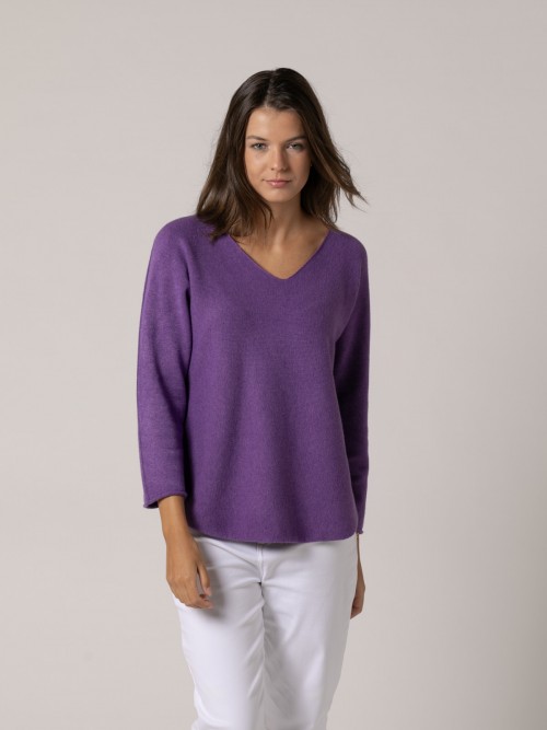 Woman Soft V-neck sweater Violet