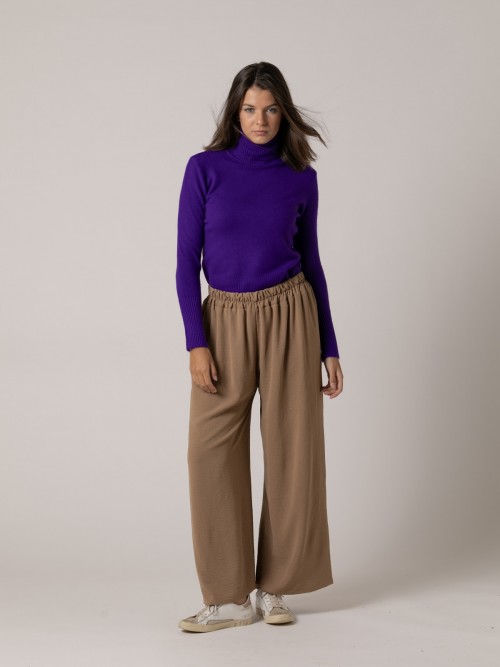 Woman light flowy trousers with elastic waist Camel