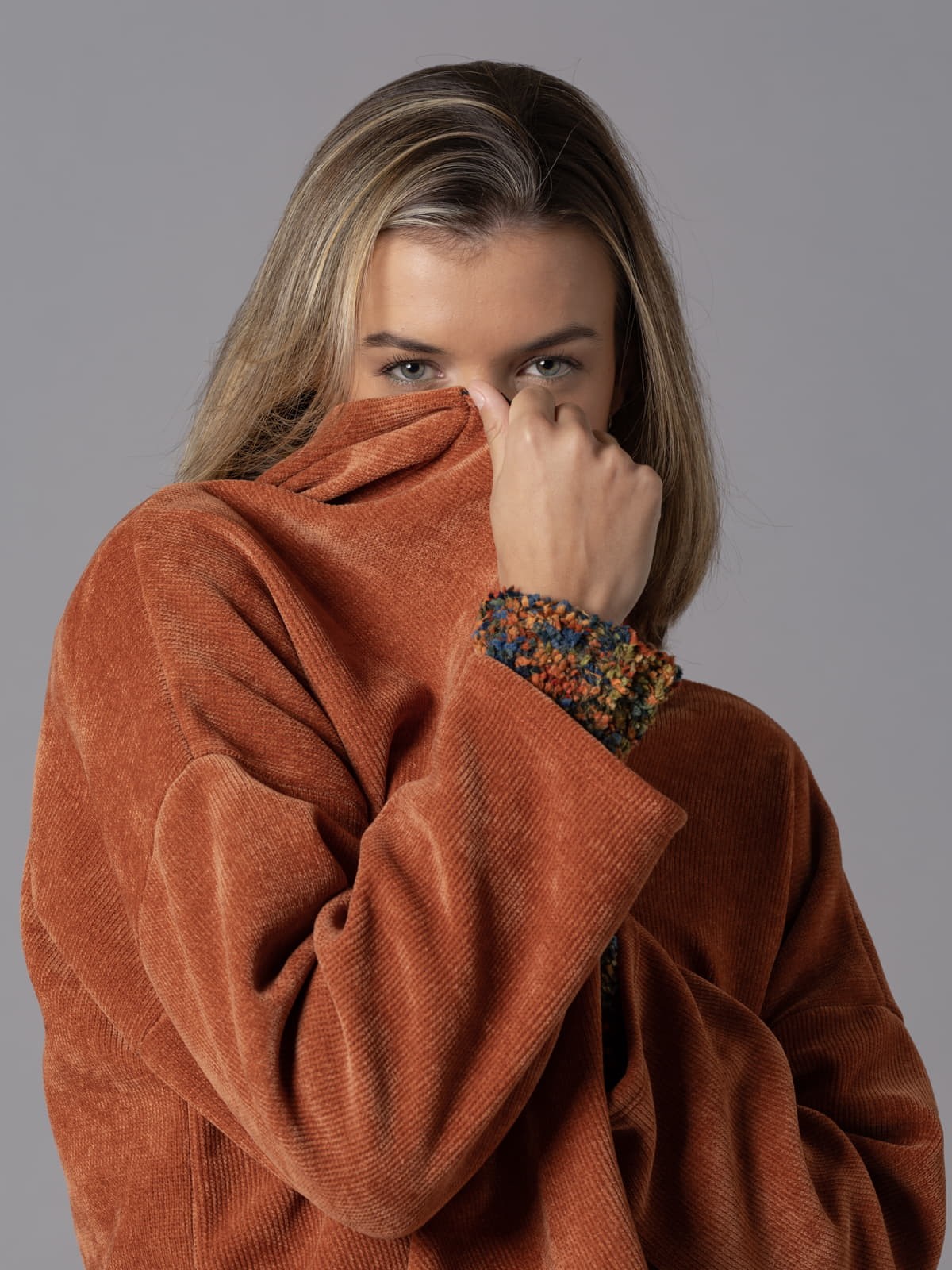 Woman Oversized soft zipper jacket avellana