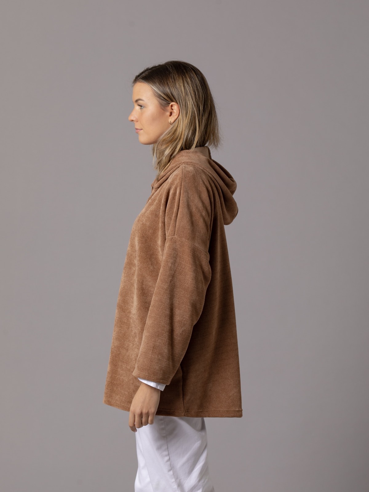 Woman Oversized soft zipper jacket Camel