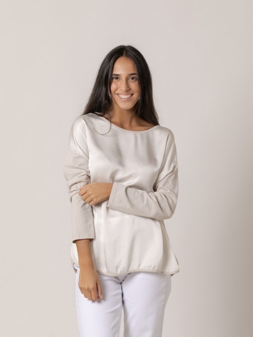 Woman Satin T-shirt on the front Beige