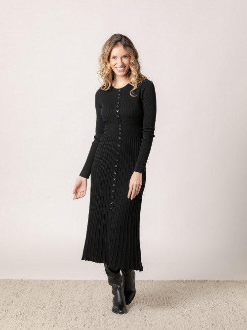 Woman Pleated knit dress Black