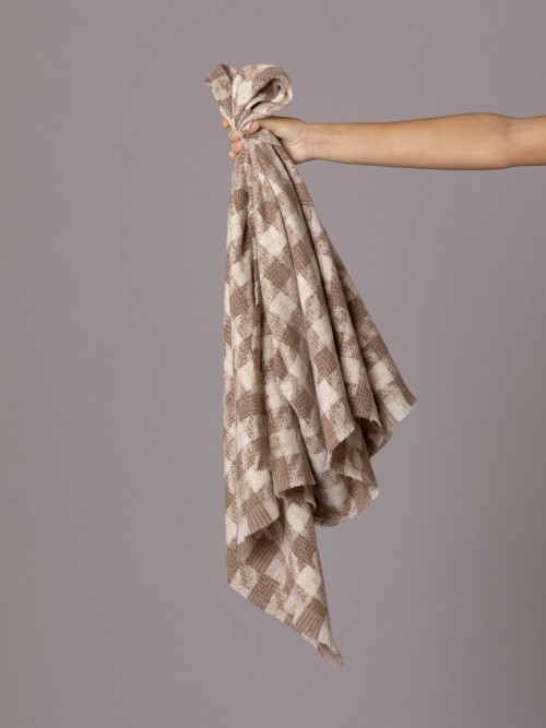 Woman Houndstooth scarf with wool  Beige