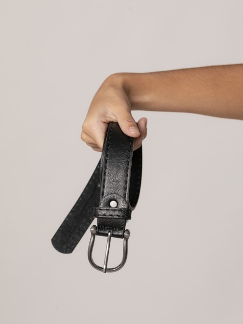cinturón con base de cuero hebilla trendy Negro