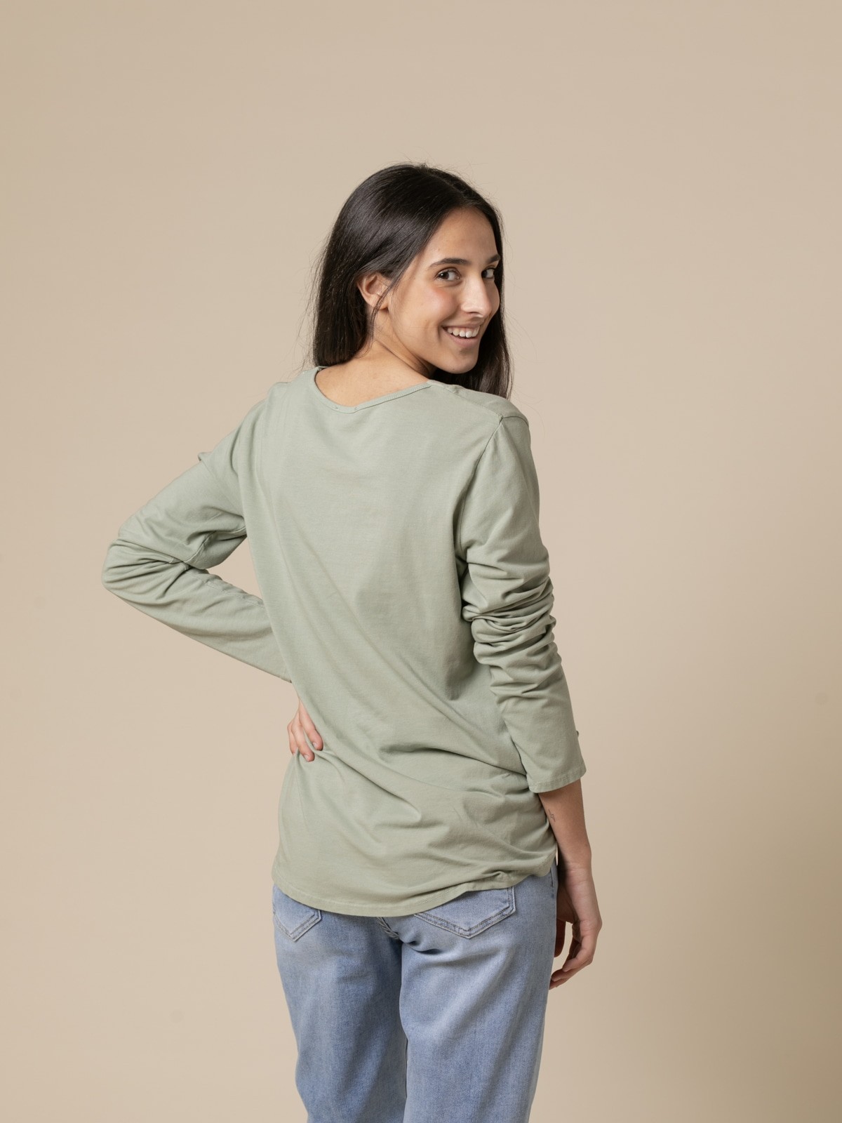 Woman 100% cotton V-neck t-shirt  Greencolour