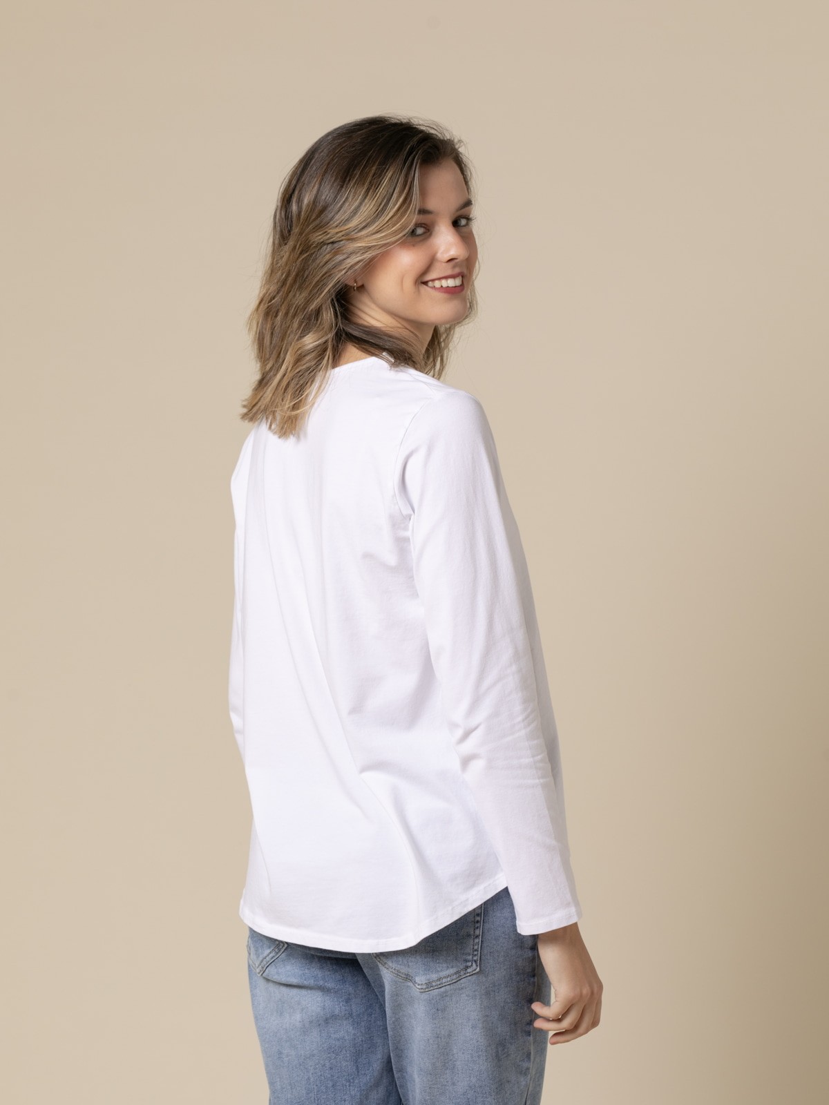 Camiseta algodón 100% escote en pico color Blanco
