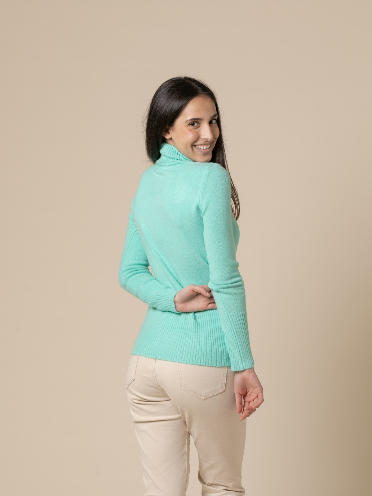 Woman Must-have turtleneck sweater  Tiffanycolour