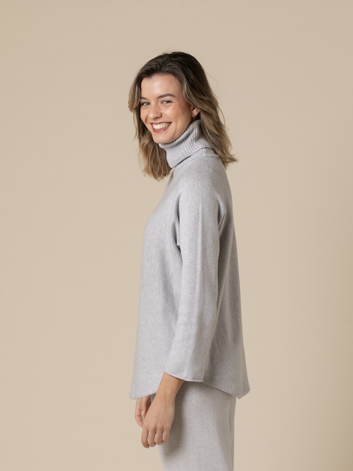 Woman Basic high neck cashmere touch sweater  Grey perlacolour