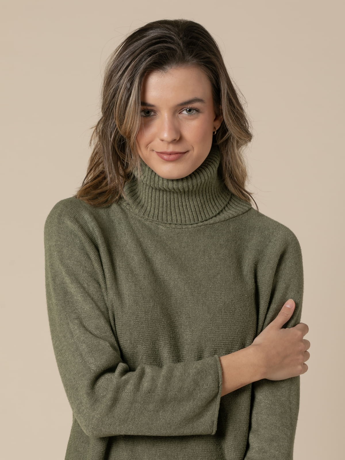 Woman Basic high neck cashmere touch sweater  Green oscurocolour