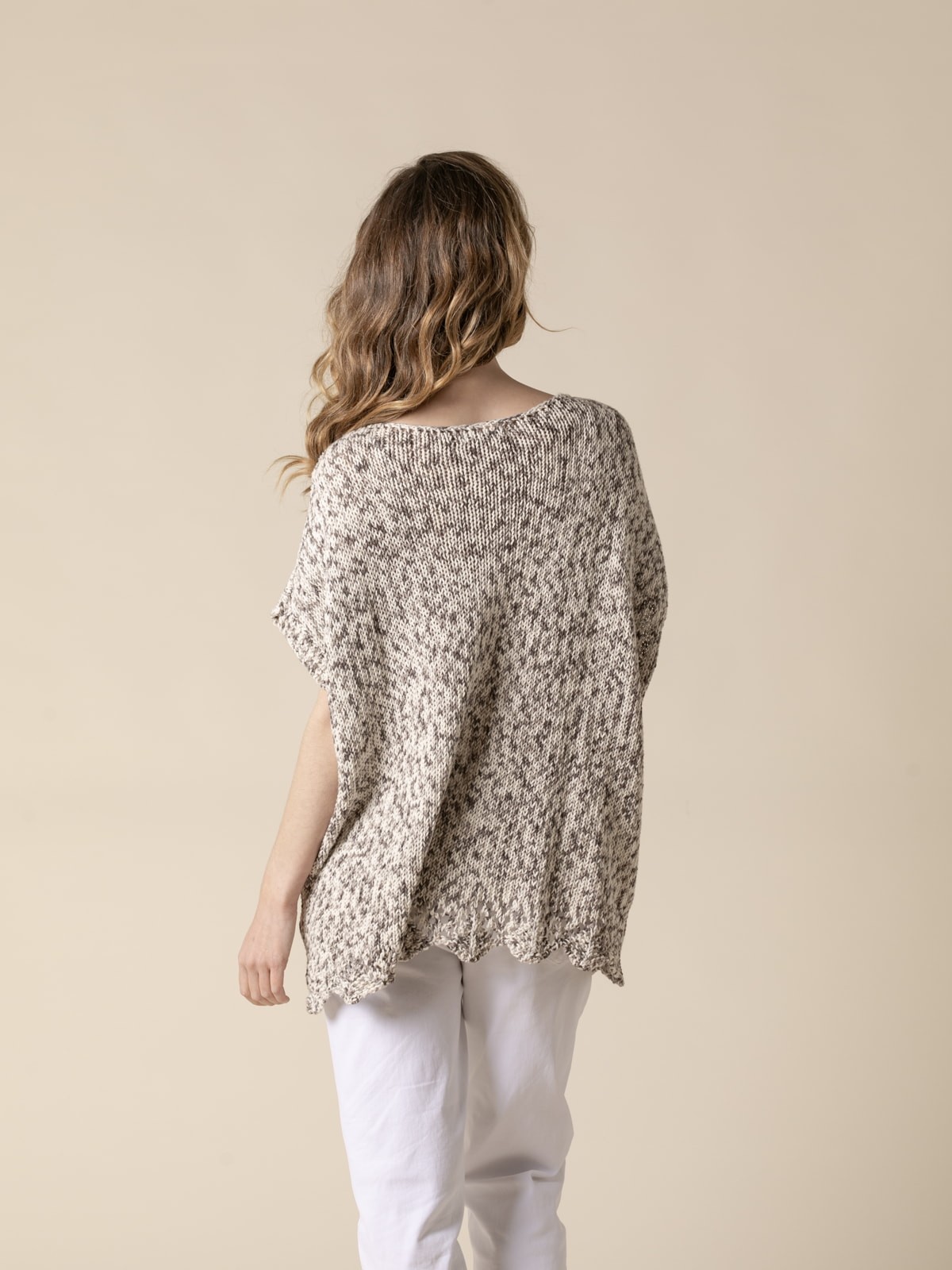 Woman Leticia poncho combined yarn  Greycolour