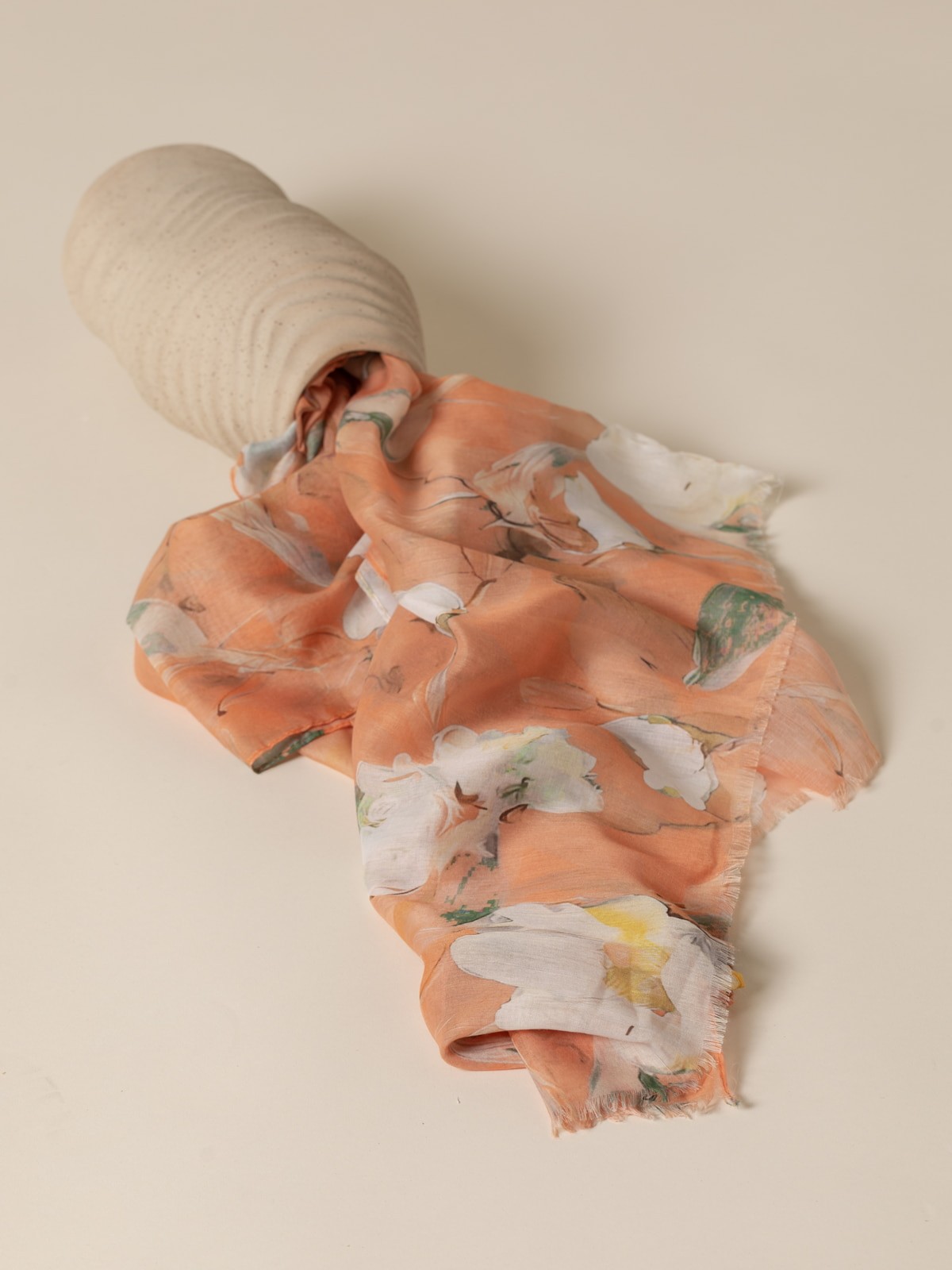 Woman Lightweight floral print scarf  Orangecolour
